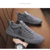 Sapatos casuais Pu couro de couro masculino versátil anti -deslize zapatos para hombres plataforma plana tênis tênis Tennis Training Designer Shoe Men