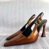 Дизайнерская обувь Дизайнерские каблуки Сандалии на тонком каблуке с ремешком на спине Женские туфли на золотом каблуке с острым носком на высоком каблуке Женские шикарные супер горячие одиночные туфли