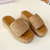 Designer Beach Slippers Raffia Flatform Sandals verfijnde textuur van vrouwen Wedge Heel Verhoogte schoenen Comfortabele slipper