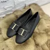 Casual Shoes Classic Loafers Spring/Autumn 2024 Velvet Leather Head Flat Mjuk och bekväm individ