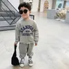 Ragazzi Maglione Completo Abbigliamento autunnale per bambini Bambino Primavera e autunno Sport Autunno Ragazzo Piccoli vestiti 240326