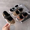 Chaussures grandes enfants Chaussures filles respirantes Chaussures décontractées Enfants confortables Sous-sôles doux baskets pour tout-petit Walkers