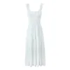 Casual Dresses Boho Inspired White Maxi Dress Cotton Brodery Hollow Out Summer Holiday Ruffled halsringning Chic Beach