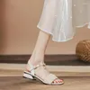 Casual skor söt veckad spetsband sandaler kvinnor/flickas pärlsträngar ankel rem gladiator sandalias mujer metallhäl sommar kvinna