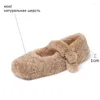 Geklede schoenen 9 jaar oude winkel Echte wol Winter Warm Dames Hakken Ronde neus Comfortabele high-end mode Lage hak