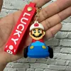 Ny tecknad kreativ bil Mary Keychain Doll Car Keychain ryggsäck hänge liten gåva