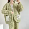 Ropa de dormir para mujer Conjuntos de pijamas lindos Mujeres Coral Fleece Plus Terciopelo Grueso Dulce Cuello en V Bolsillos Niñas Loungewear Otoño Cálido Damas Hogar