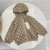 Designer Giacca per bambini di alta qualità Felpa con cappuccio Lettere Ragazzi per ragazze di alta qualità Giacca a maniche lunghe sottile con cerniera Abbigliamento per bambini 100 cm-150 cm C8