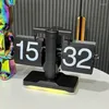 Zegar stołowy strona Turn Cyfrowe Zegar LED Bezki Bezki Stylowe dekoracja pokoju gier estetyczne życie biuro biura
