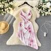 Robes décontractées Foamlina Robe Femme Élégante Spaghetti Sangle Swinging Col Sans Manches Tie Dye Imprimer Slim Sexy Party Irrégulier Velours