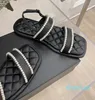 sandales de créateur chaussures de plage douces et confortables pantoufles à double sangle ornées de perles rhombiques