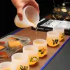 Set di posate da tè Set di tazze da tè smaltato per uso domestico con teiera in vetro di giada bianca resistente alle alte temperature