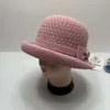 Version coréenne Petit chapeau haut de forme polyvalent à bords bouclés, nouveau chapeau de pêcheur tricoté pare-soleil et protection solaire pour le printemps et l'été, élégant et stylé, petit bassin