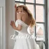 Älskade sexig utanför axel te -längd bröllop dr en linje silk organza split enkel brudklänning kvinnor snörning tillbaka vestido h3vo#