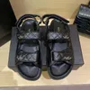 Designer-Sandalen, Hausschuhe, Herren-Damen-Sandalen, hochwertige Schieber, Kristall-Kalbsleder, Freizeitschuhe, gesteppt, Plateau, Sommer, bequem, Strand, lässig, Größe 02