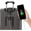 Suitcases Crew Versapack Softside Expandible 8 Kołów Spinner Nawienie bagażu USB Port Mężczyźni i kobiety Jet Black 21-calowy