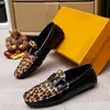 Designers de luxe chaussures habillées hommes mocassins chaussures décontractées bouton en métal vintage haute qualité chaussures en cuir véritable bureau d'affaires mocassin de mariage avec boîte