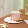 Tasses créatives en céramique étoile lune tasse à café et soucoupe avec cuillère poignée dorée tasse après-midi thé jus eau boissons porcelaine