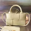 10A Specchio di alto livello Baglie di lusso di lusso Designer Replica Handbag Bag da 20 cm Bagna intrecciata originale Shopping in pelle di vacca borse di grande capacità con scatola con scatola