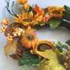 Decoratieve bloemen herfstkrans decoratie - herfstpompoen en zonnebloemen voor voordeur thuis Halloween Thanksgiving