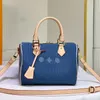 Designer-Reisetasche, luxuriöse Tasche, Denim-Einkaufstasche, Gepäcktasche, Aufbewahrungstasche, Wochenendtasche, Designer-Umhängetasche, hochwertige Handtaschen mit Reißverschluss, goldene Hardware, Lederband