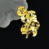 Atacado liga 18k banhado a ouro moda ginkgo broche de folha estriada masculino feminino festivais festa jóias presente