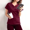 Enfermeira de saúde Túnica Mulheres Sólidos Bolso Scrub Tops Blusa de Manga Curta Beleza Sal Macacões Carer Uniformes Para Mulheres o7LB #