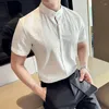 メンズカジュアルシャツ2024夏の半袖スリムフィットシャツの男性服スタンディングカラービジネスソーシャルタキシード