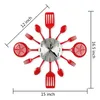 Akcesoria zegarowe 16 -calowa duża ściana kuchenna z łyżkami i widelcami 3D Zastępka stołowa Dekoracja domu (czerwona)