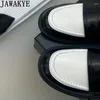 Scarpe casual 2024 Mocassini piatti da donna Nero Bianco Slip-on di lusso da lavoro formale in pelle Walk Doudou da donna