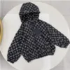 Designer Giacca per bambini di alta qualità Felpa con cappuccio Lettere Ragazzi per ragazze di alta qualità Giacca a maniche lunghe sottile con cerniera Abbigliamento per bambini 100 cm-150 cm C8