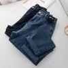 4XL Plus Taille Jeans Femmes 2023 Printemps Denim Sarouel High Stretch Rétro Étiquette Slim Pantalon Surdimensionné Courbe Vêtements a8Ho #