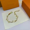 Crystal Clover Flower Link Chain Bracelet Lovers Bangle Charm Bracelet Pendants Original Designer Bracelet Women 18K Gold Silver Plated Wristband Cuff Jewelry