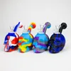 Coole bunte Schädel-Kopf-Silikon-Wasserpfeifen-Rohre Kräuter-Tabak-Glas-Öl-Rigs-Filter-Griff-Schüssel-Rauchen-Zigaretten-Bong-Bubbler-Huka-Halter DHL