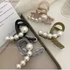 Hair Clips Fashion New Pearl Hair Claws Clips Elegant Grip Hairpin for Women Girls Summer Headwear Non-Slip Thick Hair Crab Barrette Y240329