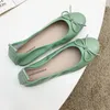 Casual Schuhe Patent Frauen Echtes Leder Frau Wohnungen Arbeit Faulenzer Mode Bowknot Ballett Turnschuhe