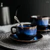 Tazze Piattini Tazza da caffè in ceramica con piattino Set Tazza da tè pomeridiana in porcellana Stile giapponese Semplice Retro Blu Tazza da colazione per caffè espresso Bicchieri