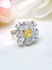 Cluster-Ringe, leichter Luxus, süße Blume, gelber Diamant, 925er Sterlingsilber-Ring-Set mit hohem Kohlenstoffgehalt, Hochzeitsschmuck im Großhandel