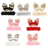 Sandaler Bobora Baby Girl Pannband och barfota blomma Sandaler Value Set Casual Crib Shoes + Headband Hair Bands 240329