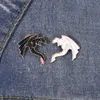 Pins Broschen Monster Dragon Emaille Pin Angepasst Schwarz und Weiß Western Dragon Brust Pin Flip Neck Emblem Interessante Punk Schmuck Geschenk Y240329