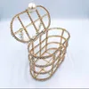 Fashion Diamonds Basket Evening Clutch Bag Luxury Hollow Out Preal Beaded Metallic Cage Handväskor Ladies Wedding Purse 240315