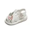 Sandales Bébé fille sandales été mignon papillon perle fond souple enfants appartements respirant antidérapant chaussures pour tout-petits sandales de plage en plein air 240329