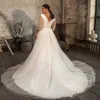 Strapl Plus Size Wedding Dres Sweep Train Tre quarti Abiti da sposa 2023 Morbido tulle Abiti da sposa Butt Back e6nn #