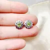 Saplama küpeleri doğal gerçek peridot yuvarlak çiçek küpe 5 5mm 0.5Ct 2pcs Taş 925 Sterling Gümüş İnce Takı Erkekler Kadınlar T23621