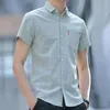Herrklänningskjortor Kläder för kontor Male Top Plaid Shirt och Blus Formal With Pocket Elegant Fashion 2024 Original I