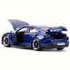 Burago 1:24 Porsche Taycan Turbo S: White/Blue Sports Die Cast Collectible Model - Ett måste för bilentusiaster