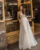 Bretelles Spaghetti Robes De Mariée Blanches 2023 Dentelle Appliqeus Col En V Illusi Retour Longueur De Plancher Robes De Mariée Robes De Novia a6Ny #