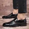 Sapatos de vestido altura chave formal preto e branco homens saltos oficial para tênis esporte sapa super venda