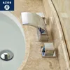 Rubinetti per lavandino del bagno Azos Rubinetto diviso Lavabo a cascata Ottone cromato Freddo e interruttore sotto il bancone El Doppia maniglia Tre H