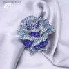 Broches Broches Haute qualité Mode Alliage De Luxe Bleu Rose Strass Rose Broche Atmosphérique Bleu Fée Dame Costume Manteau Accessoire Pin Y240329